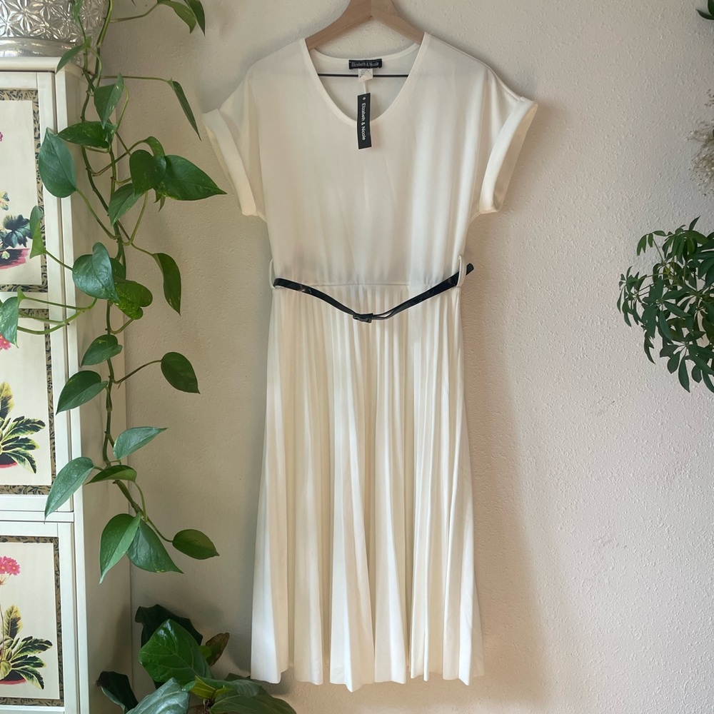 Elizabeth & Nicole white pleated skirt midi dress
